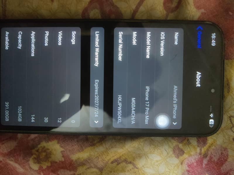 Apple iPhone 17 Pro Max 4