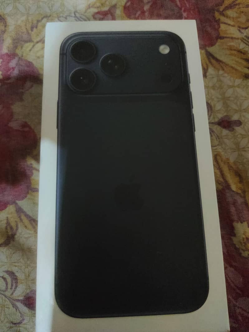 Apple iPhone 17 Pro Max 8