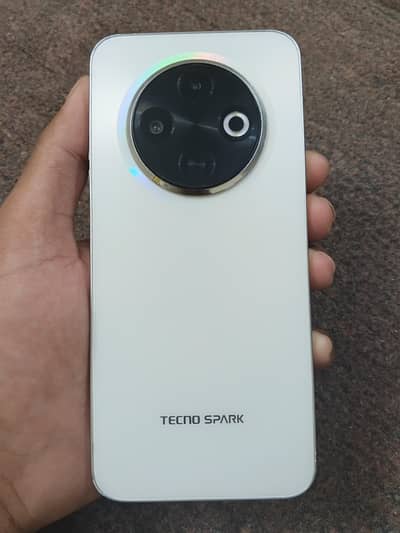 Tecno SPARK 30C