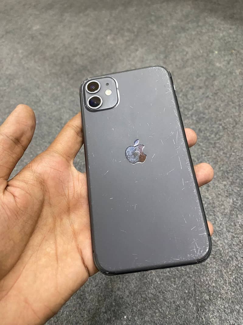Apple iPhone 11 7