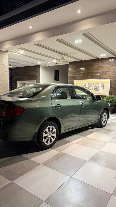 Toyota Corolla GLI 2011