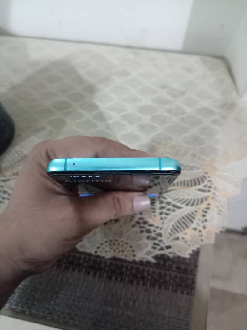 One Plus 8T 0