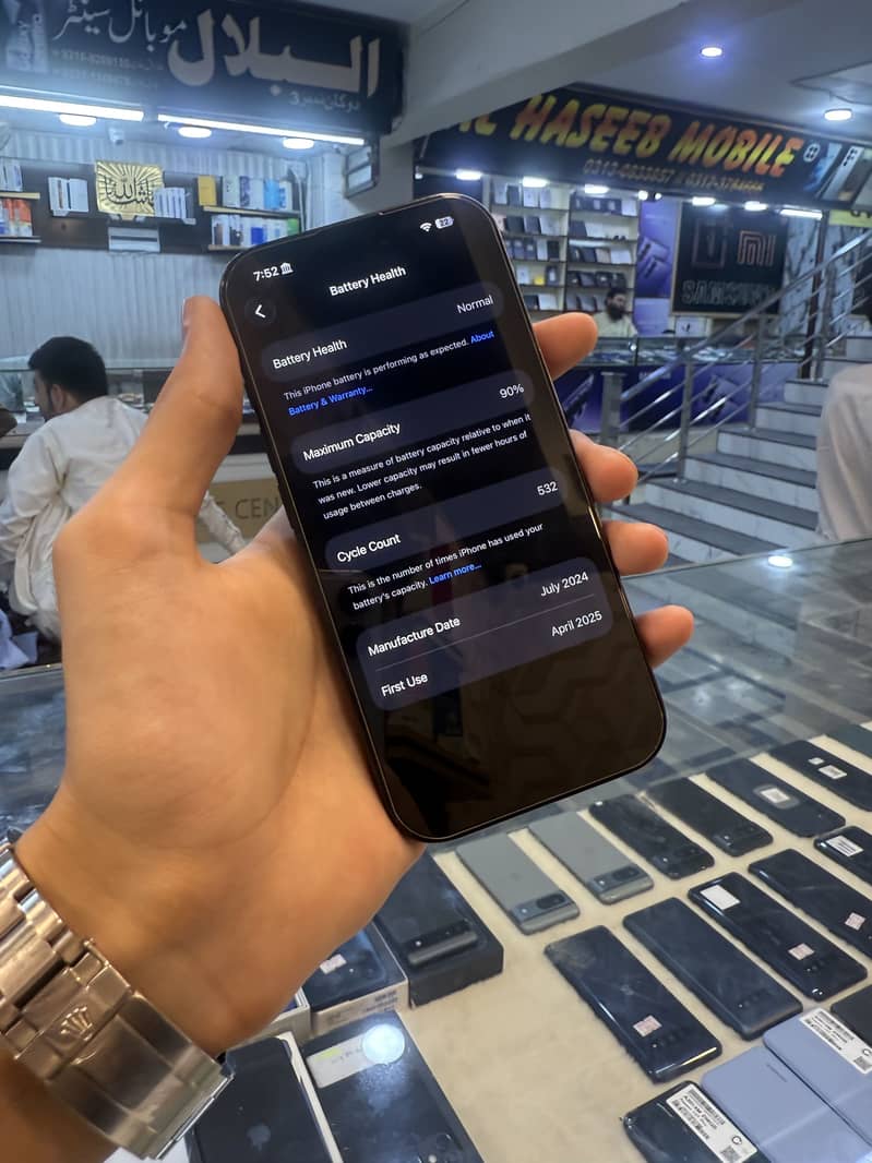 Apple iPhone 16 Pro 6