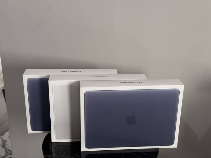 MACBOOK NEO 0
