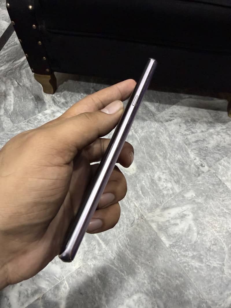 Samsung Note 9 3