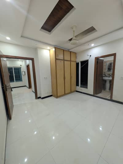 Unfinished 3BHK Apartment Available for rent