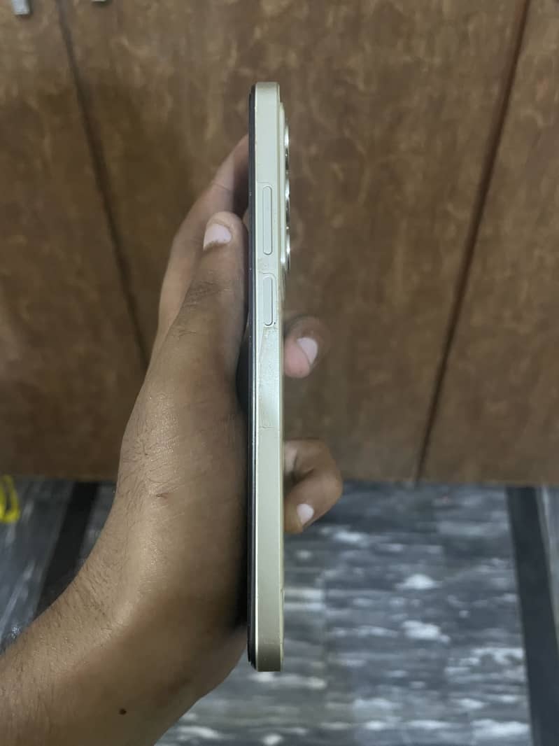 Realme C75 5
