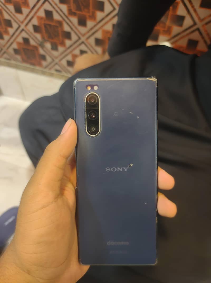 Sony 5 1