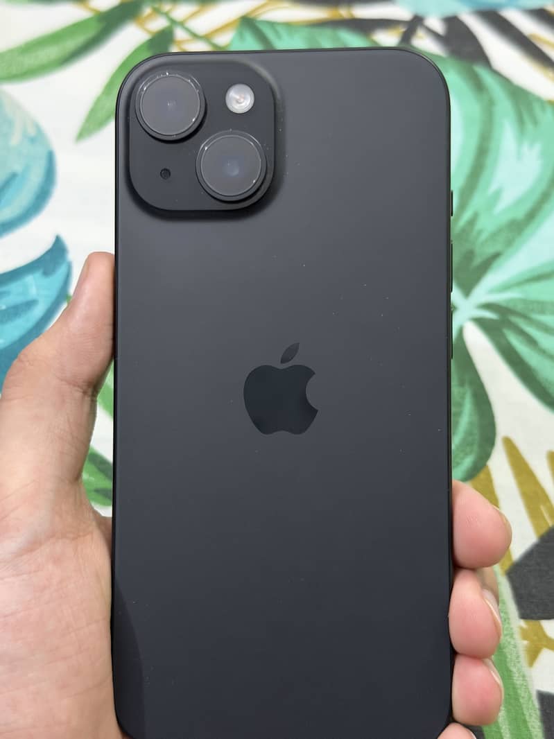 Apple iPhone 15 1