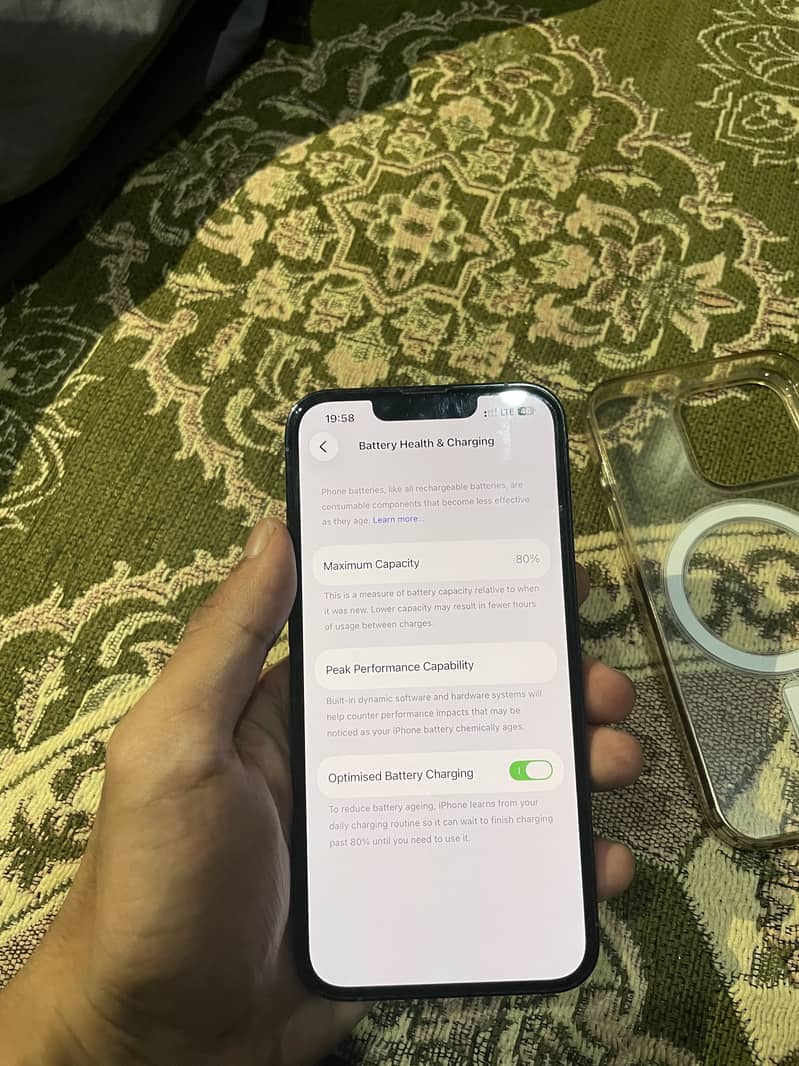 Apple iPhone 13 Pro 2