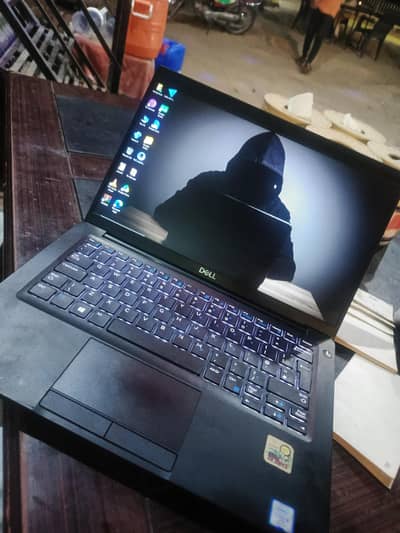 core i5 7th generation dell 7310 8gb ram 256 gb SSD Laptop