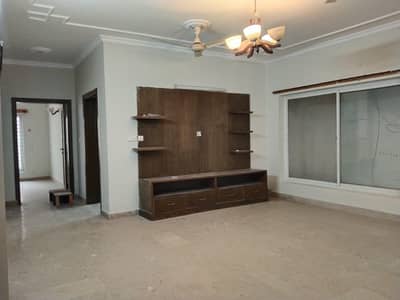 F-11/2 Beautiful Upper Portion Size 10/Marla Very Reasonable Rent 3Bedroom