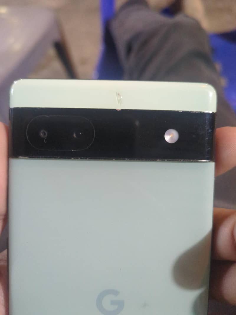 Google Pixel 6a 5