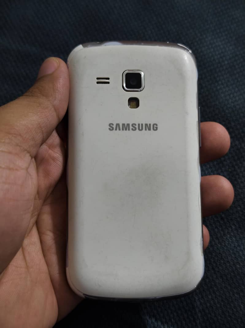 Samsung Mobile Zero 1
