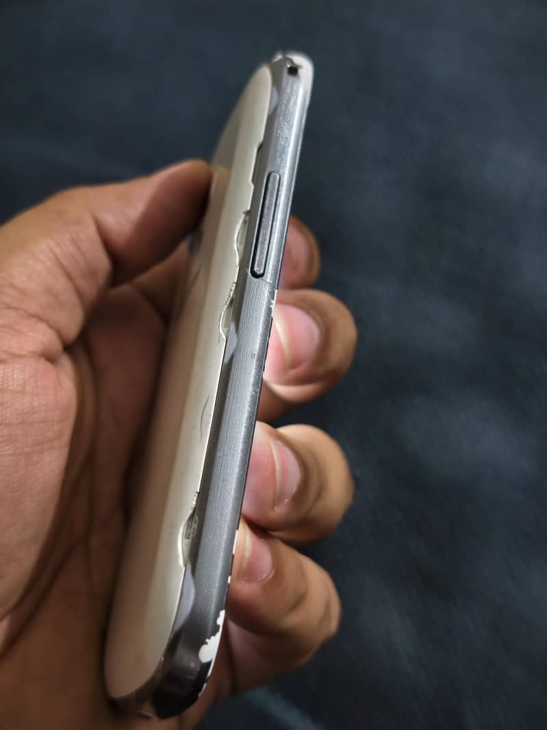 Samsung Mobile Zero 3