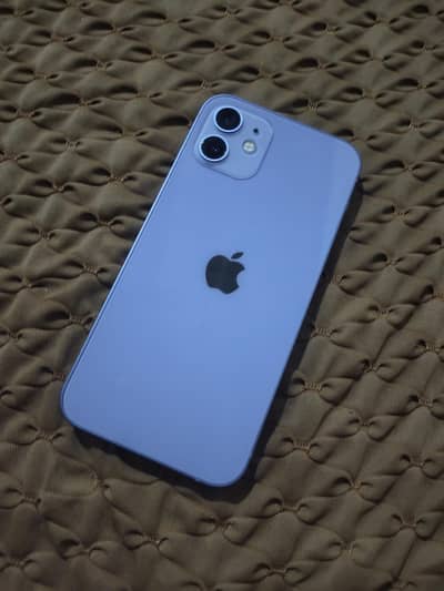 Apple iPhone 12