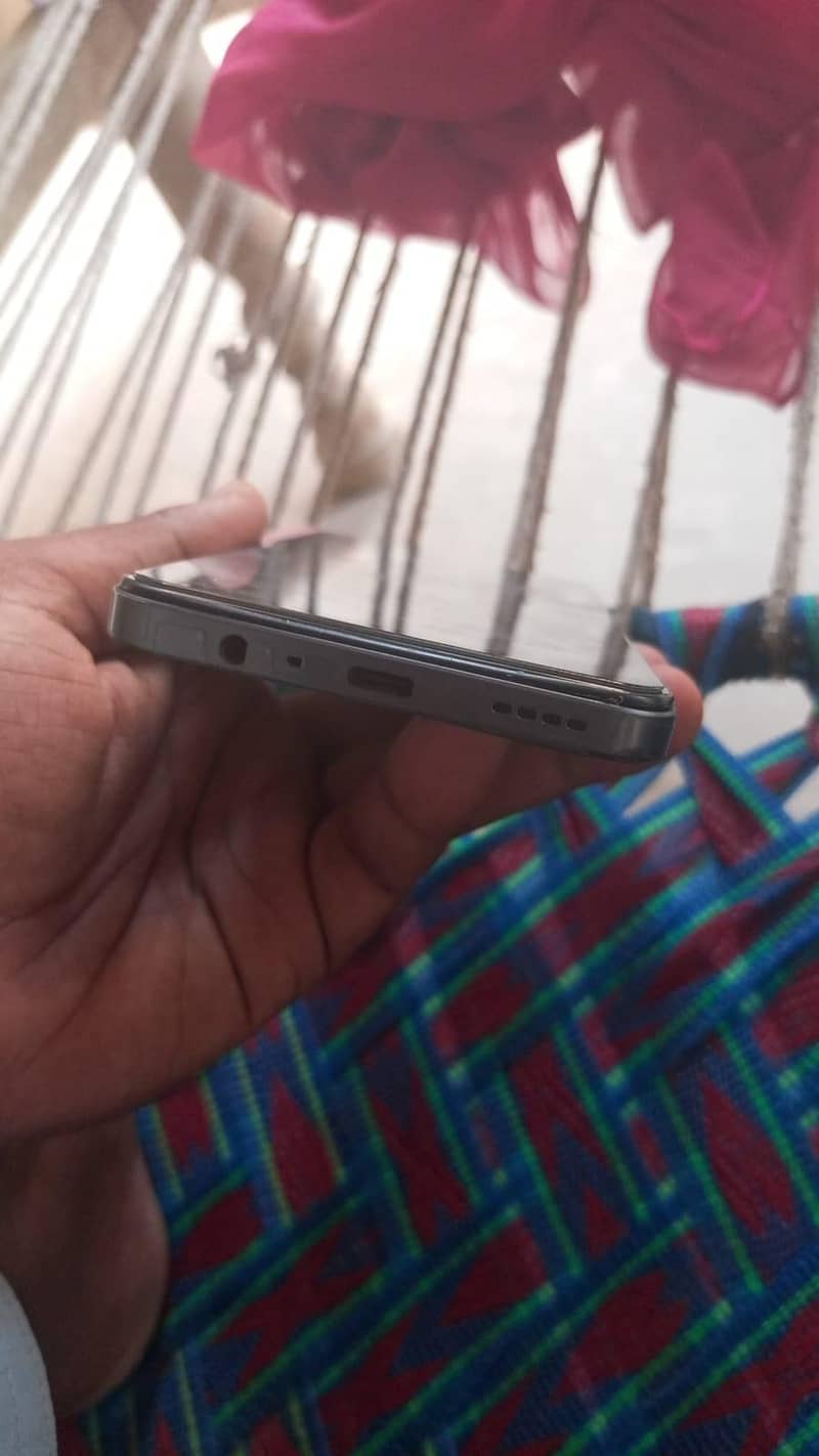 Realme Note 60x 3