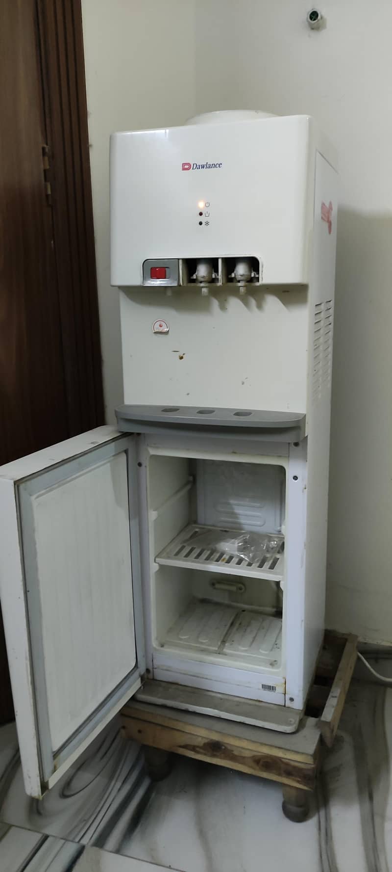 dawlance dispenser 1