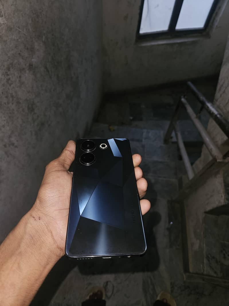 Tecno CAMON 20 3