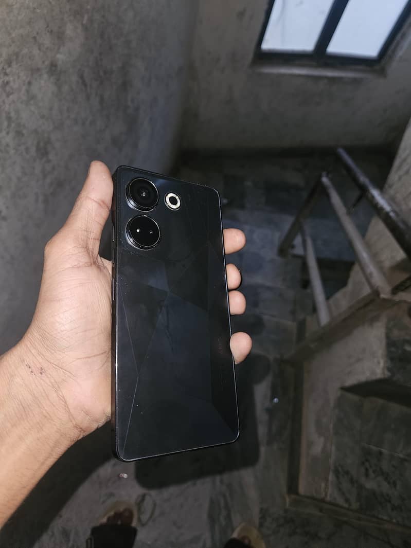 Tecno CAMON 20 4