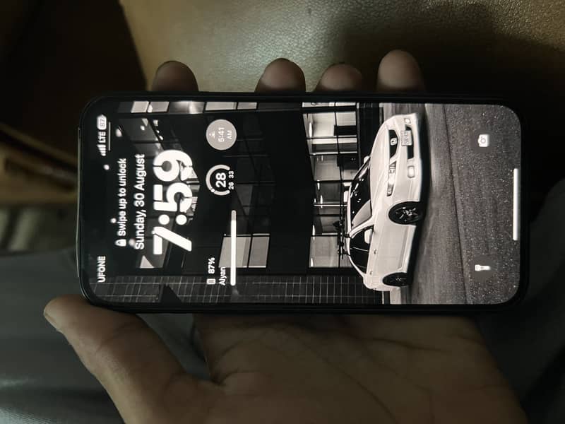 Apple iPhone 13 2