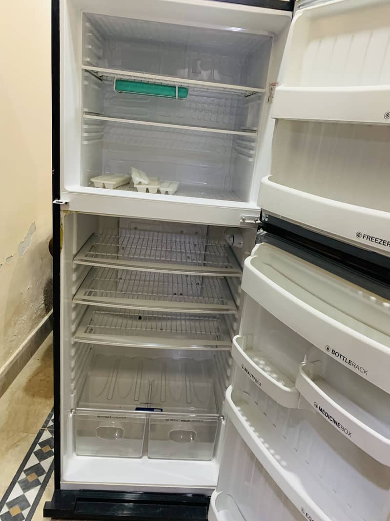 Orient Large Fridge Latest Model 2