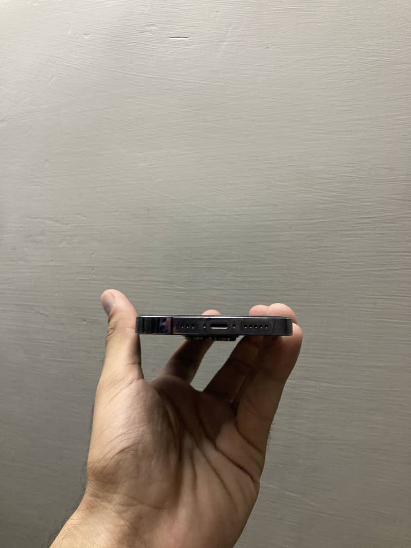 Apple iPhone 14 Pro 2