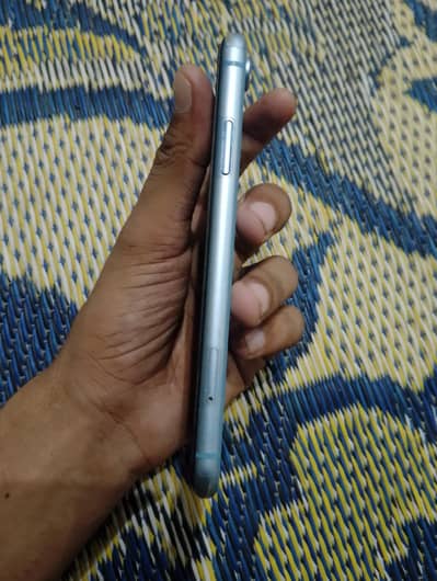 Apple iPhone XR Factory Unlock