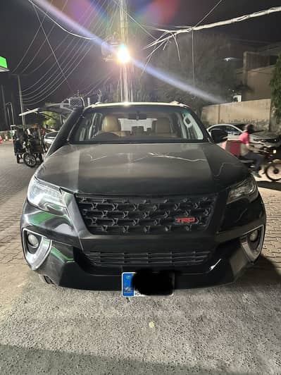 Toyota Fortuner V 2017