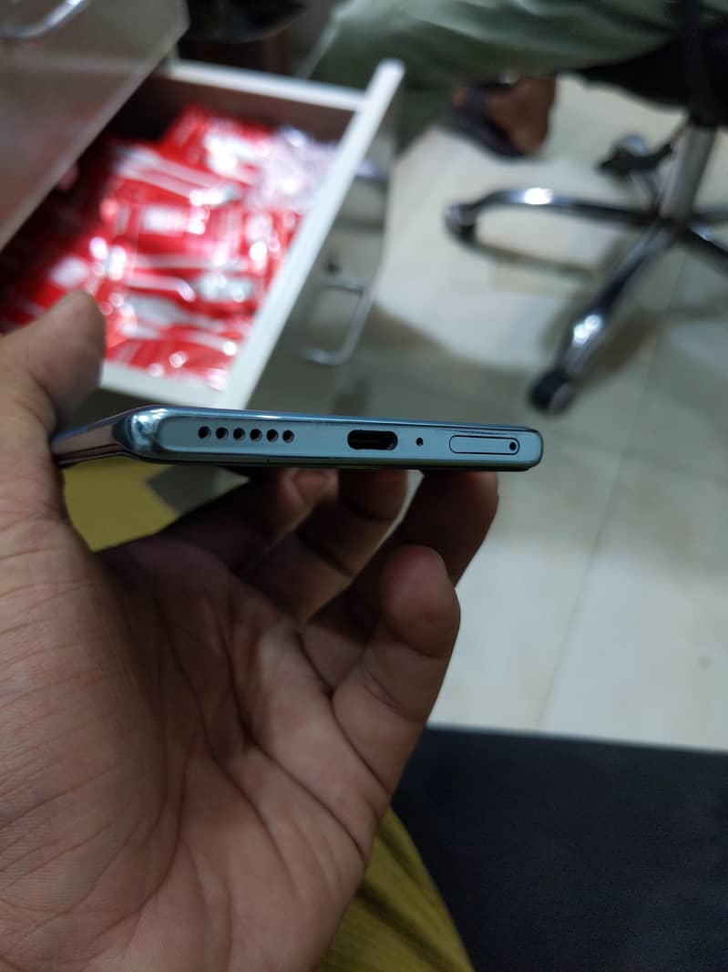 Infinix Zero 40 2