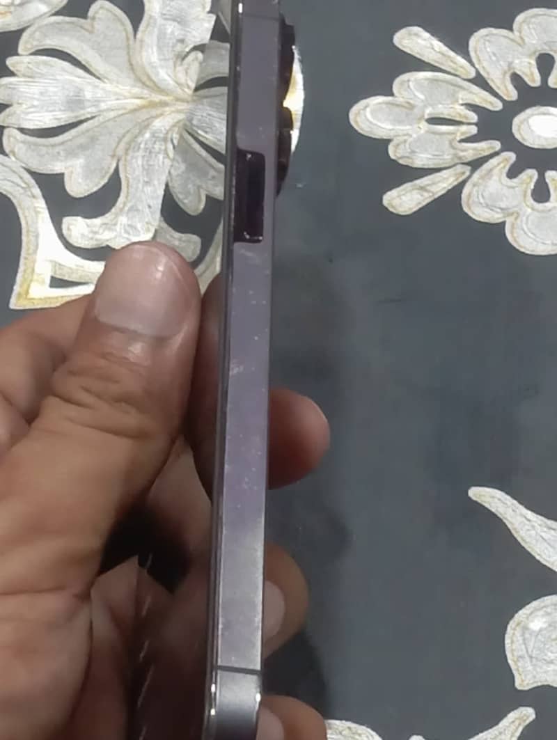 Apple iPhone 14 Pro Max 5