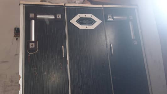 bed/ cupboard /singartabel/showcase.