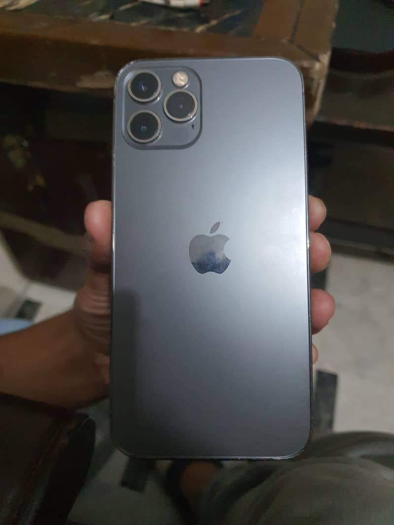 Apple iPhone 12 Pro 1