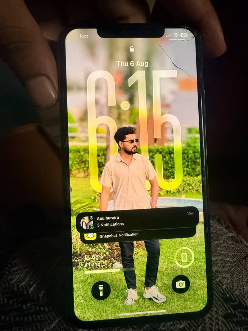 Apple iPhone 11 Pro Max 4