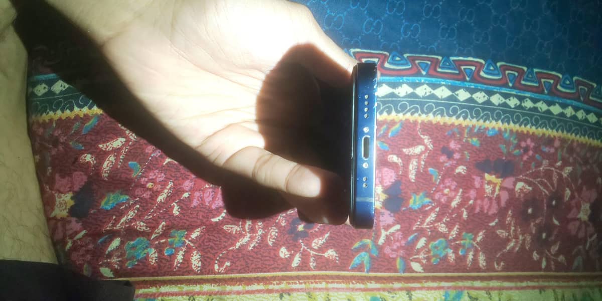 Apple iPhone 12 mini 2