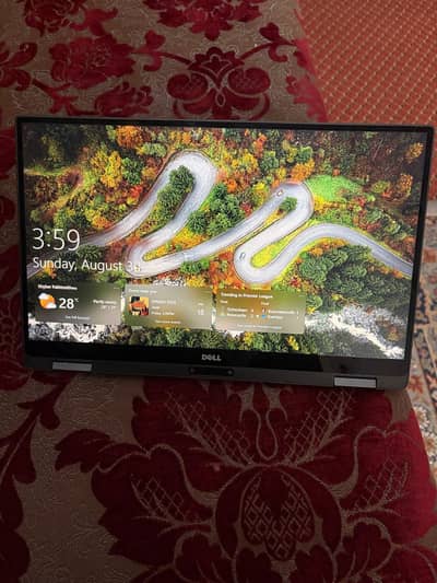 Dell XPS 13 9365 2-in-1(intel i5 7th gen)