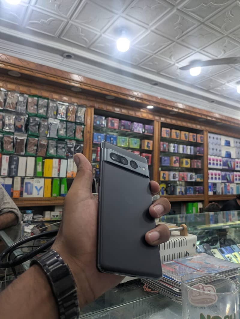 Google Pixel 7 Pro 6