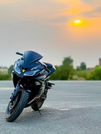 Kawasaki Ninja Replica 400cc 2023