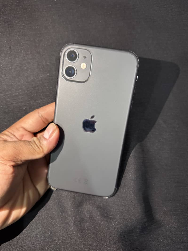 Apple iPhone 11 0