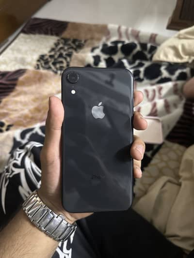 Apple iPhone XR