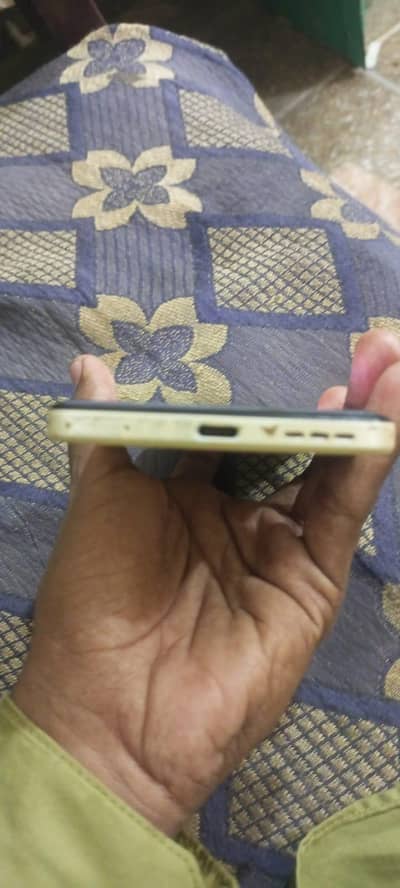 Motorola Moto G14 4/128 with box