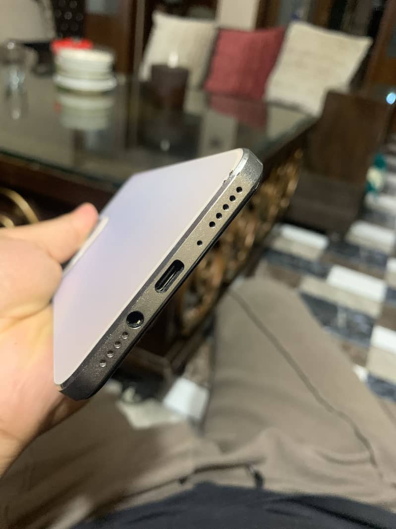 Infinix smart 8plus 5
