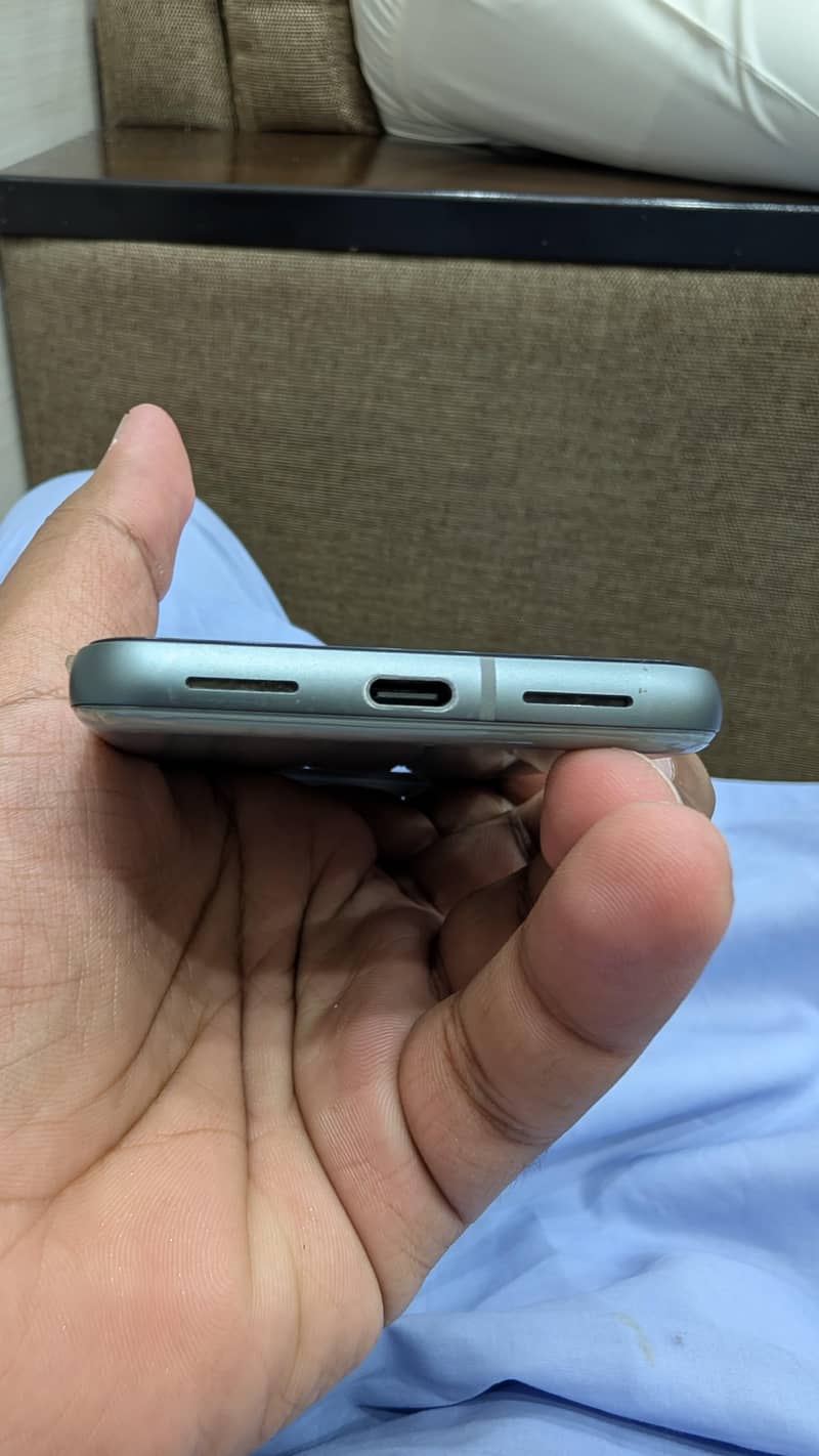 Google Pixel 8 1