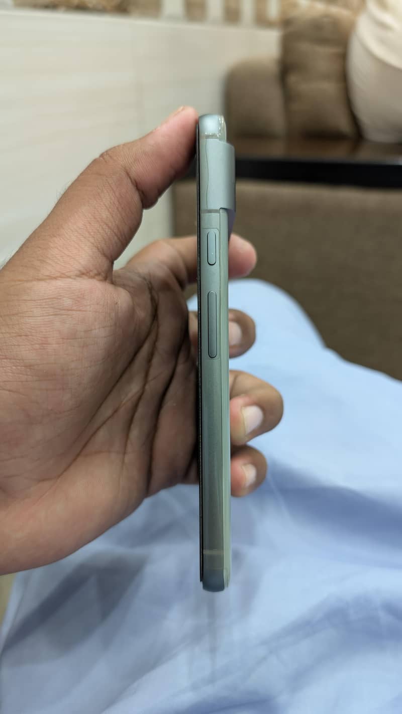 Google Pixel 8 3
