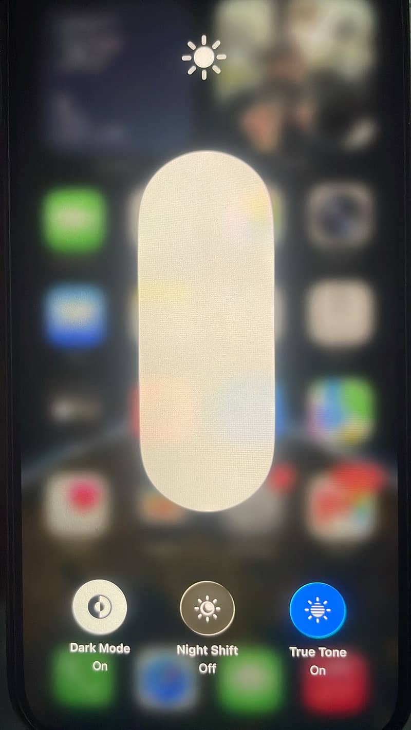 Apple iPhone 15 Pro 0