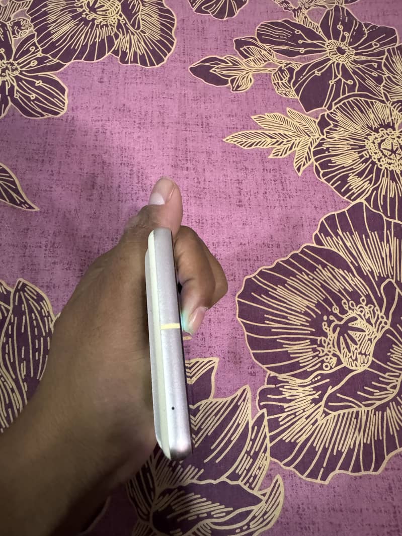 Google Pixel 7 5