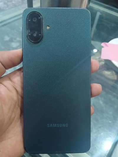 Samsung Mobile A07 5G with box and cable