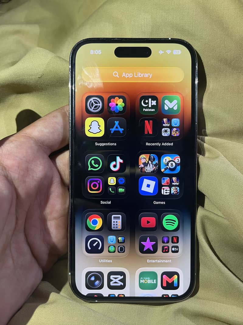Apple iPhone 14 Pro 2