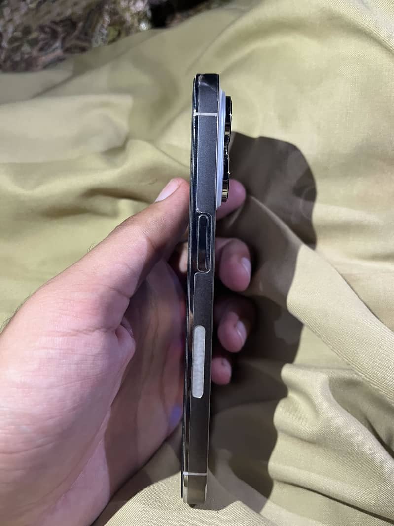 Apple iPhone 14 Pro 6