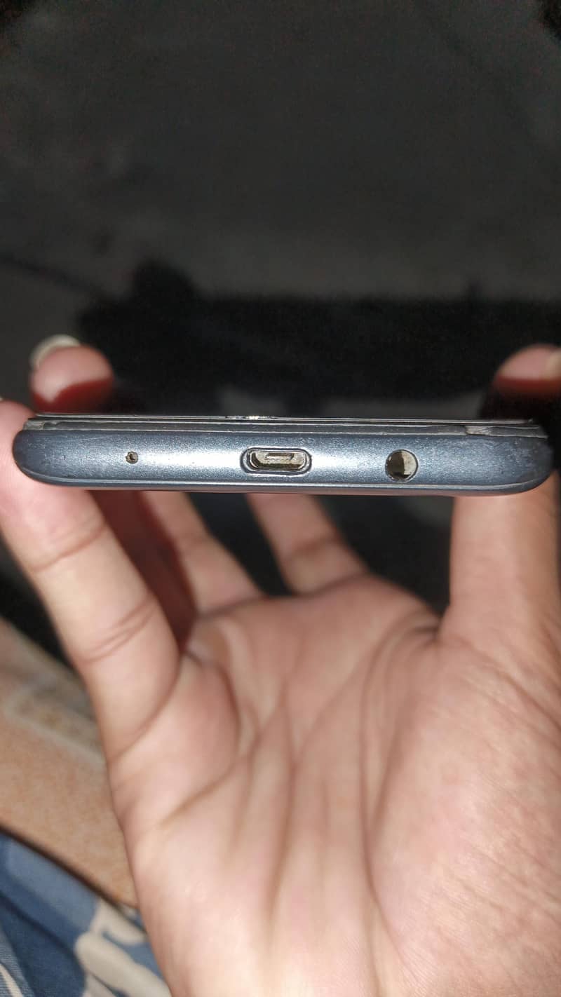 Tecno Spark 7 3